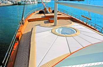 BARON II foredeck.jpg