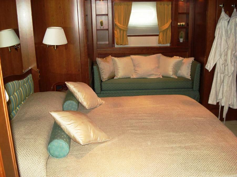 BEYOND THE CLOUDS -  Master Cabin.jpg