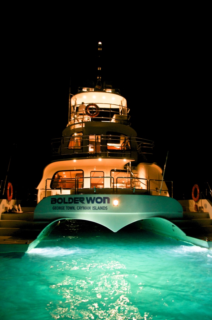 BOLDER WON - Stern view night.jpg
