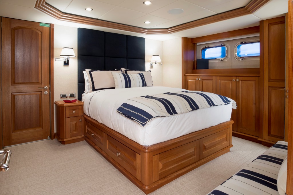 BROADWATER - Guest cabin.jpg