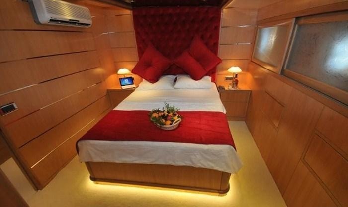 BROTHERS double cabin.jpg