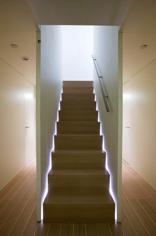 Baracuda -  Stairs.jpg