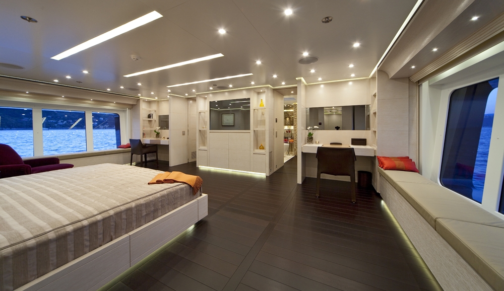 Beautiful master suite aboard BARAKA.jpg