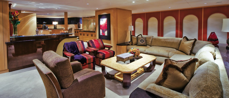 Beautiful-interior-of-the-luxury-charter-yacht-Triumphant-Lady.jpg
