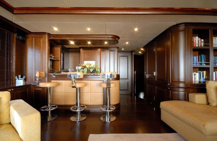 Benetti 122 Motor yacht -  Skylounge Bar.jpg