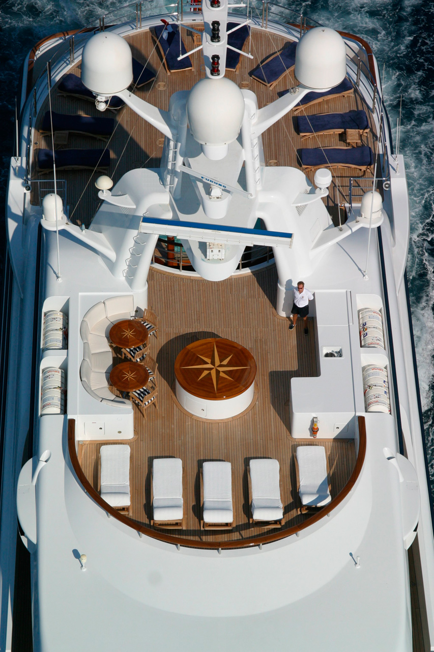 Benetti Motor Yacht Reverie - sun deck.jpg