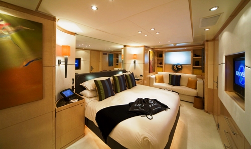 Benetti SALU VIP Cabin.jpg