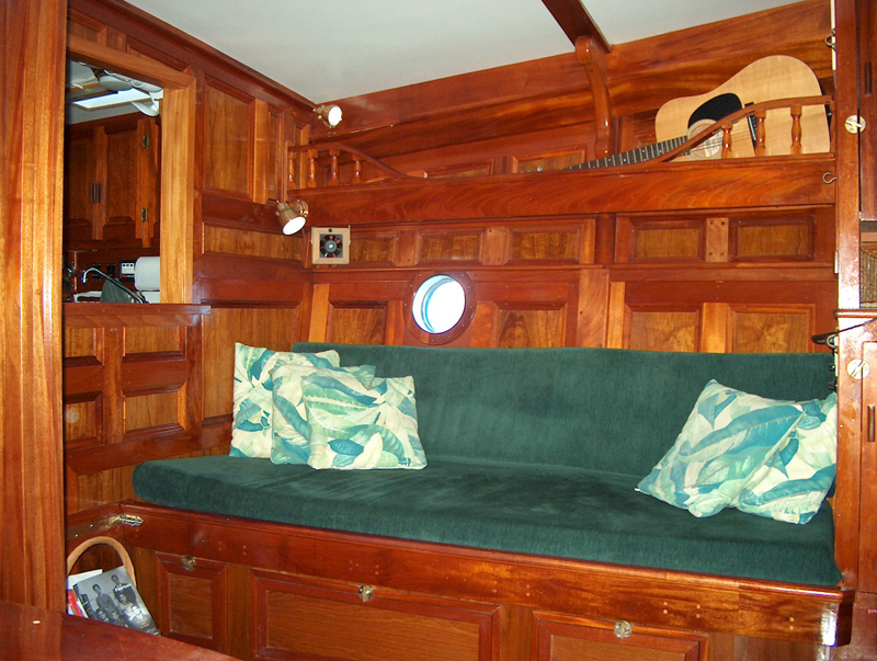 Bonnie Lynn - port stateroom.jpg