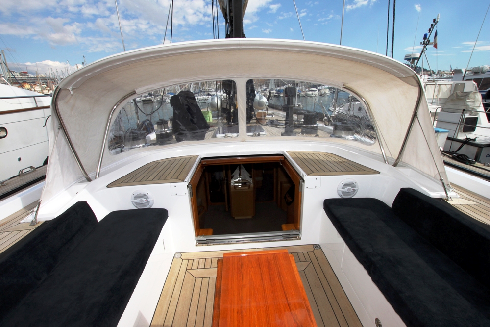 Bristolian -  Cockpit.jpg