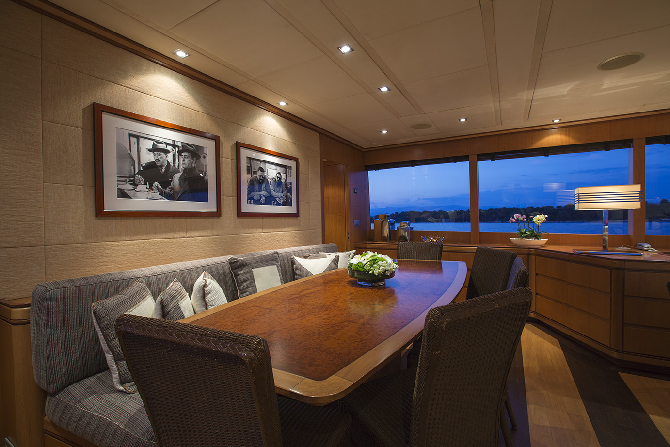 CAPPUCCINO - Formal dining.jpg