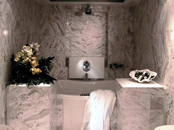CARMEN SERENA -  Master Bathroom.jpg