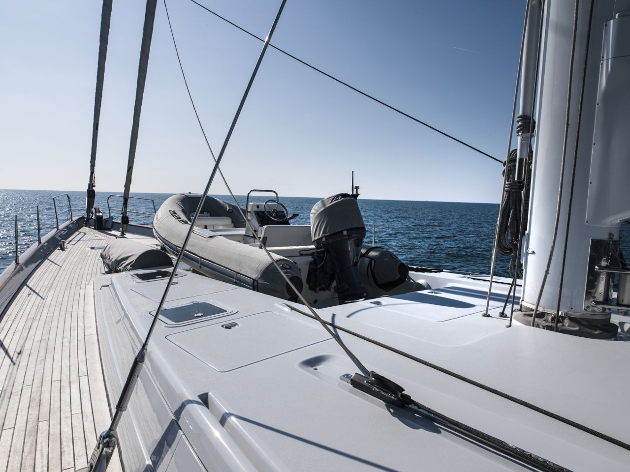 CAROLINE 1 - Foredeck.jpg