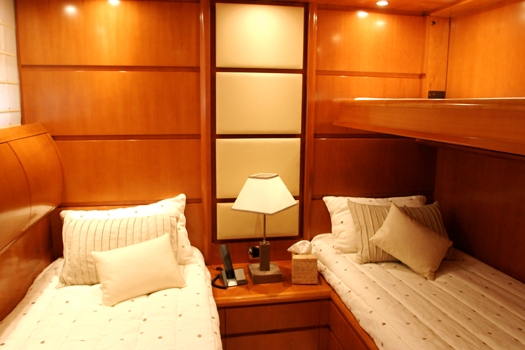 CASPIAN KING -  Twin with pullman.jpg