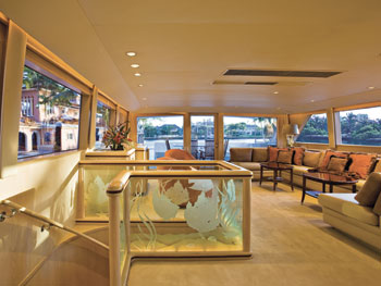 CHRISTINE -   Salon looking aft.jpg