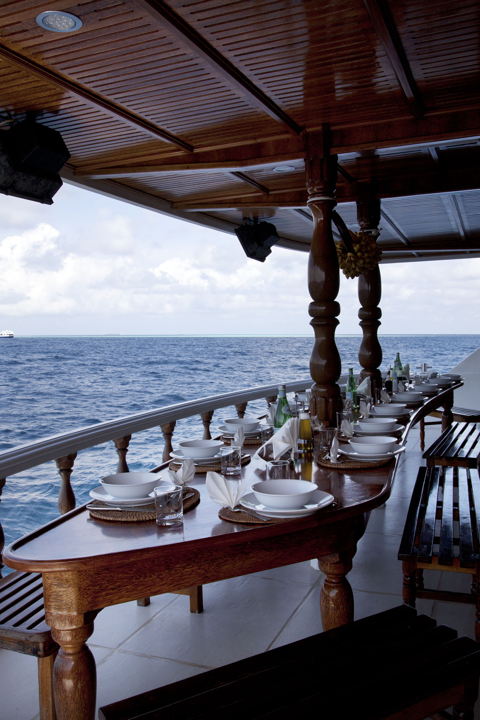 CONTE MAX - Alfresco dining.jpg