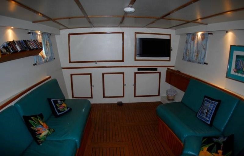 CUAN LAW - Video lounge and spa.jpg