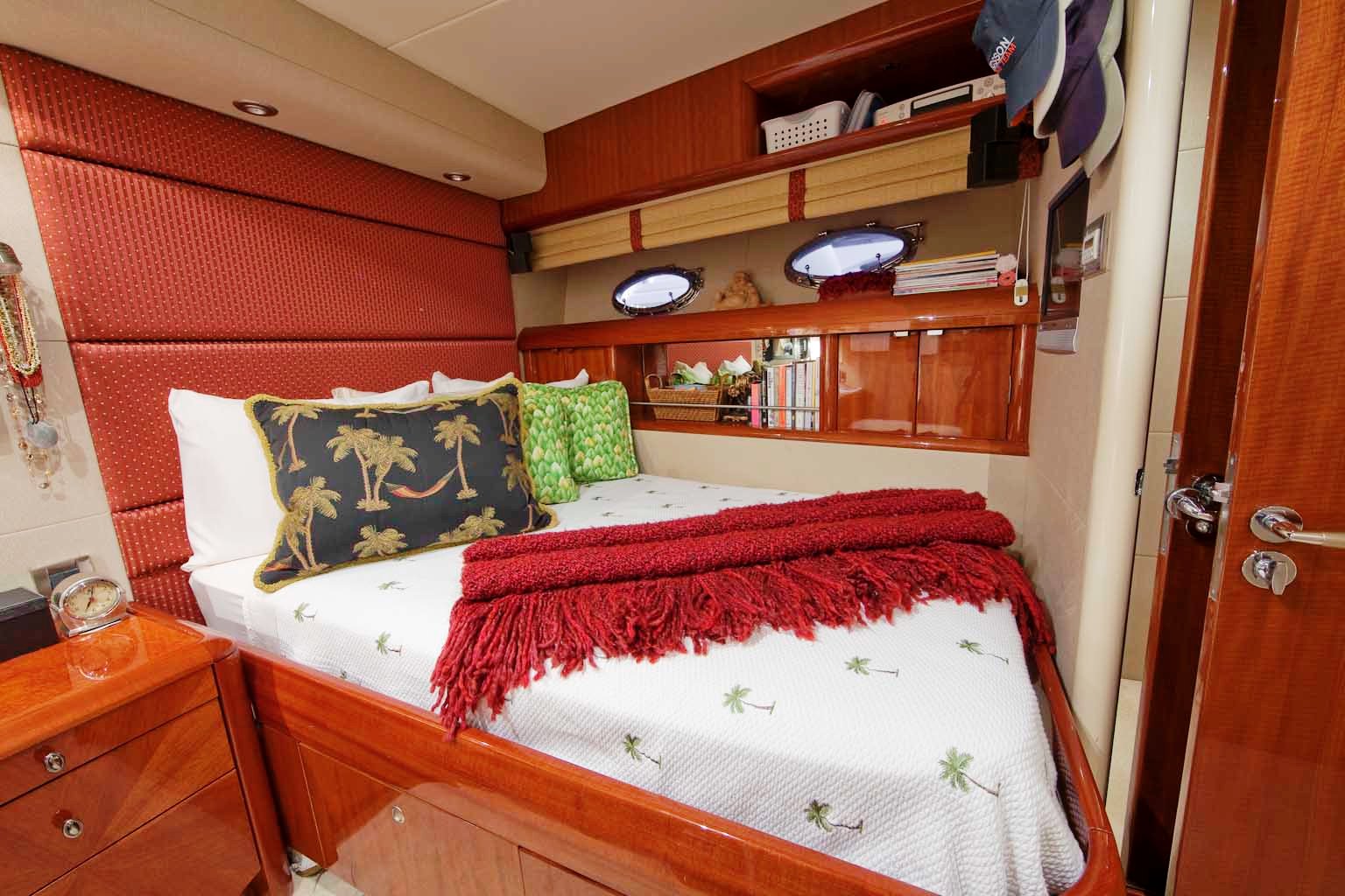 Castaway -  Guest Stateroom 2.jpg