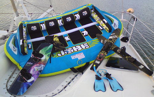 Cat ELYSIUM -  Watersport toys.jpg