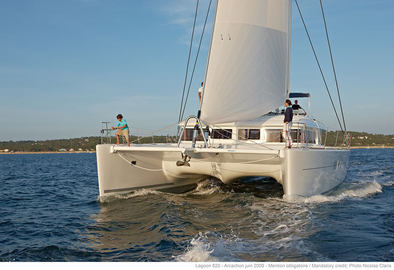 Catamaran DRAGON - Sailing.jpg