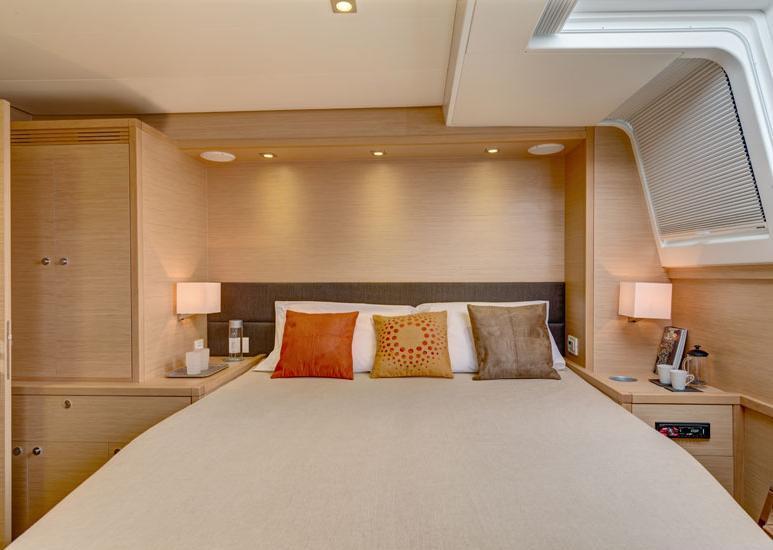 Catamaran ENIGMA -  Guest Cabin 3.jpg