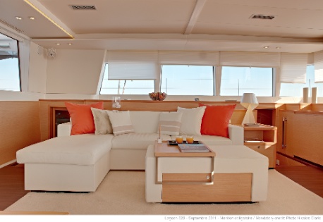 Catamaran Firefly -  Salon 2.jpg