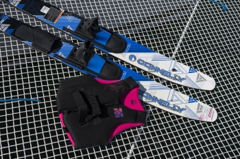 Catamaran HIGHJINKS I - Skis.jpg