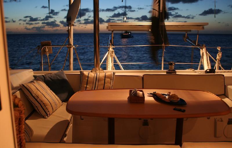 Catamaran KIWI PRYDE -  Cockpit dining.jpg