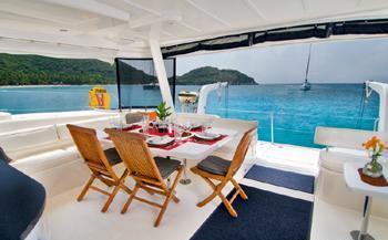 Catamaran SEA LEOPARD -  Cockpit Dining.jpg