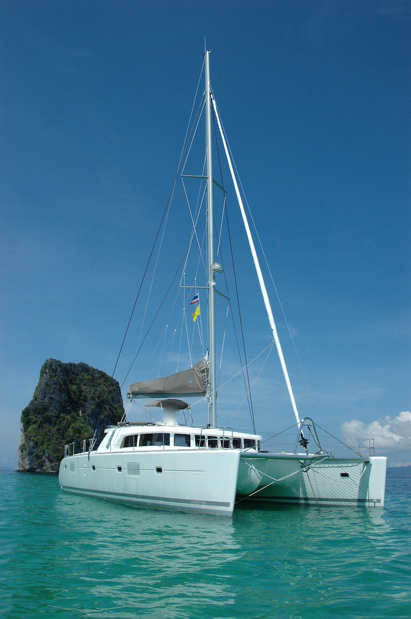 Catamaran SEA SPIRIT -  At Anchor.JPG
