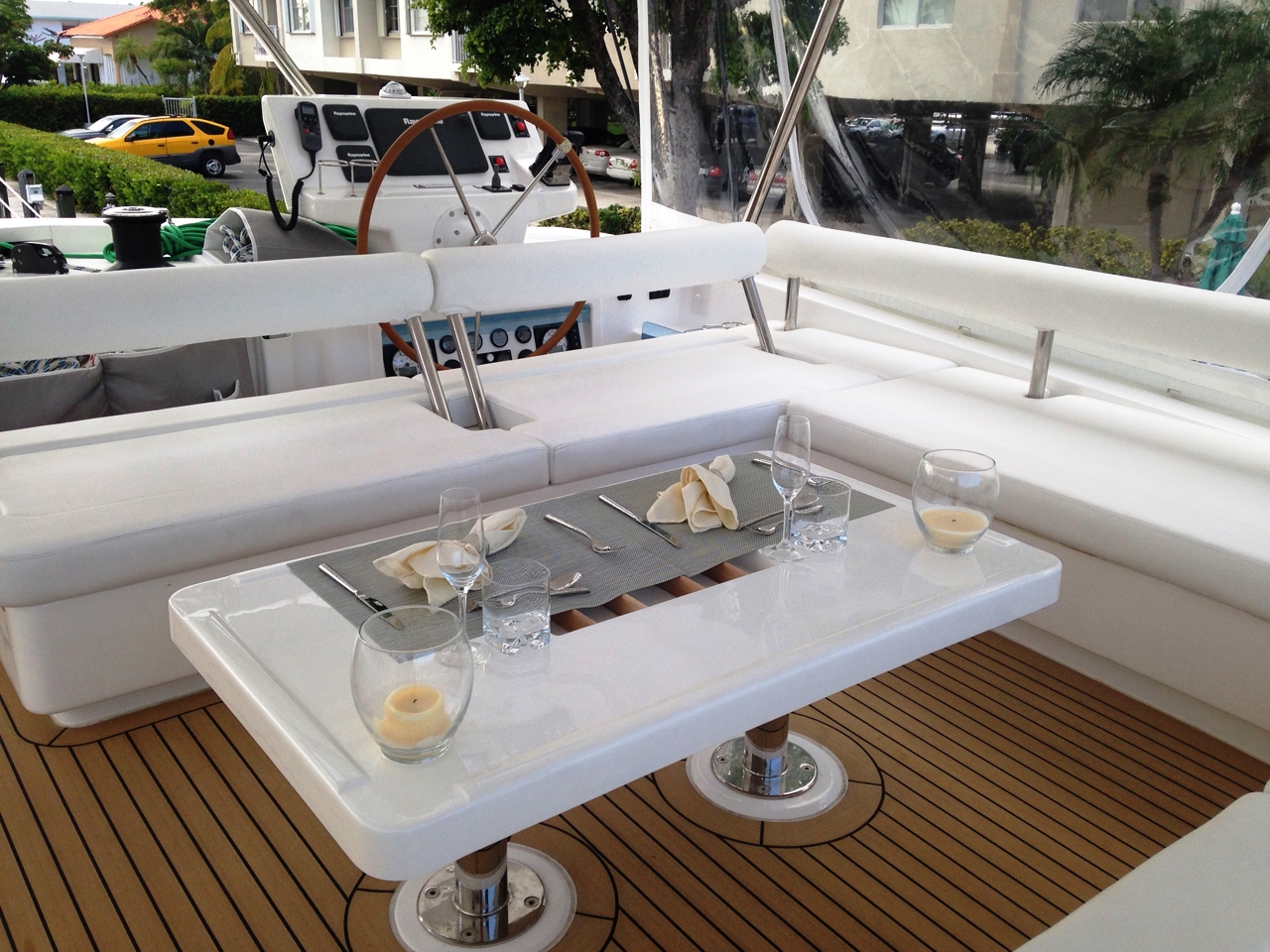 Catamaran SOMETHING WONDERFUL - Flybridge Dining.jpg