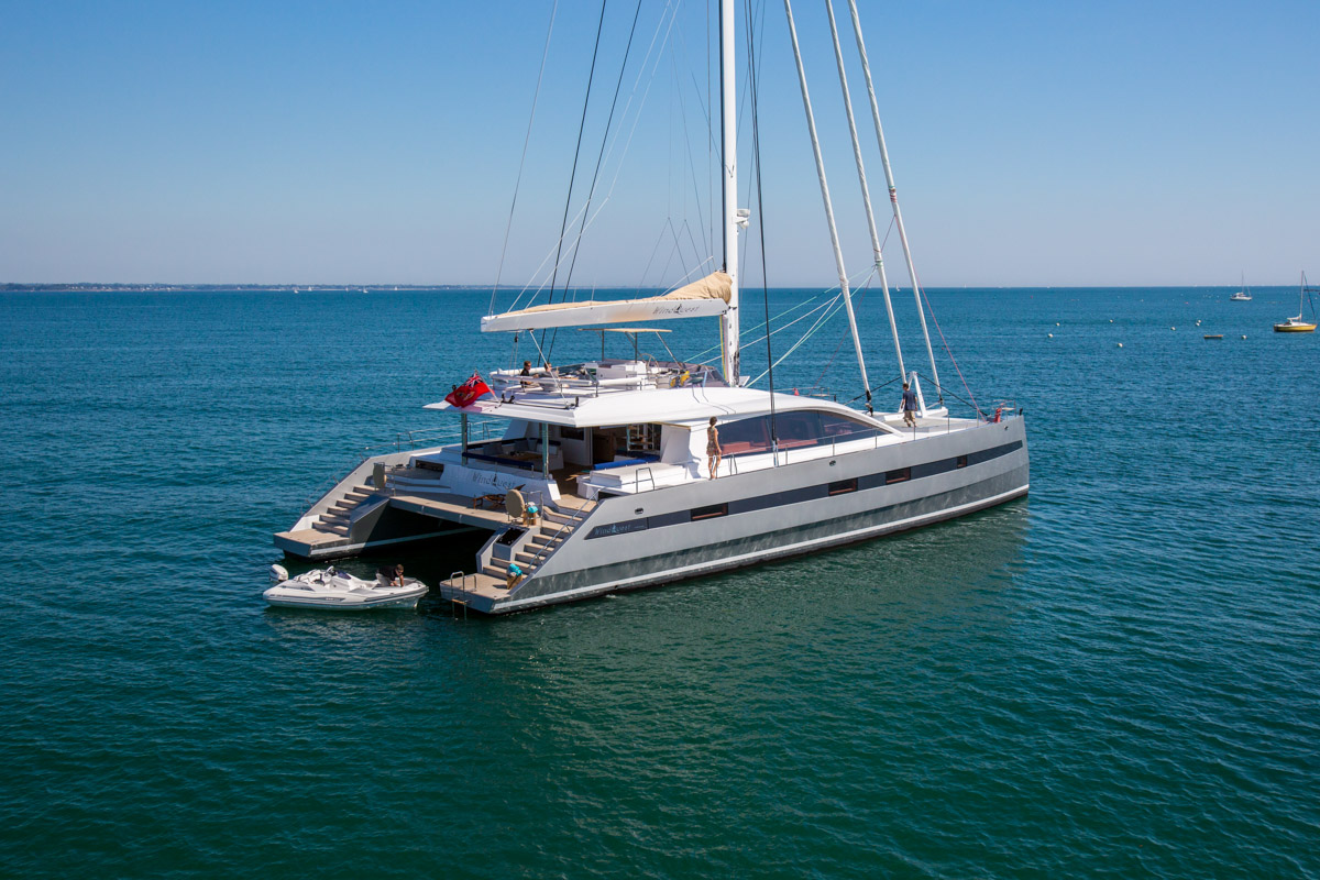 Catamaran WINDQUEST - Main.jpg