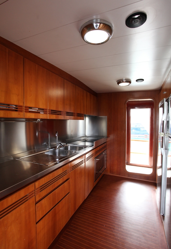 Classic Yacht HATHOR -  Galley.jpg