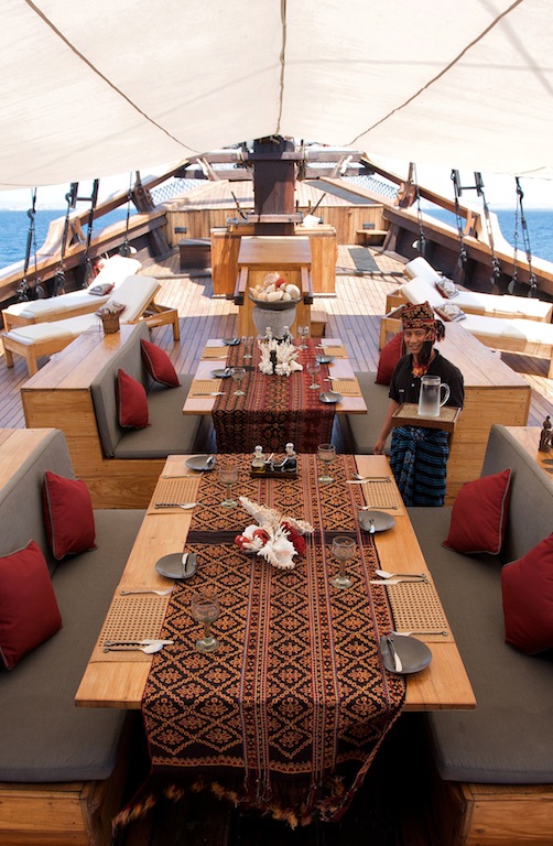 Dining aboard sailing yacht Silolona.jpg