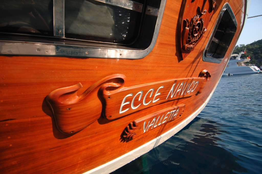 ECCE NAVIGO -  Exterior detail.jpg