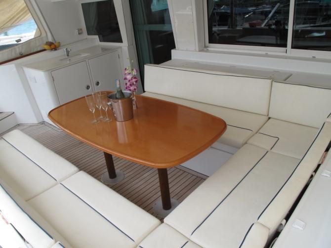 Edu-Cat -  Cockpit Alfresco Dining.jpg