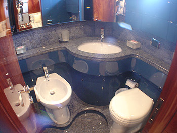 Enless - Ensuite.jpg