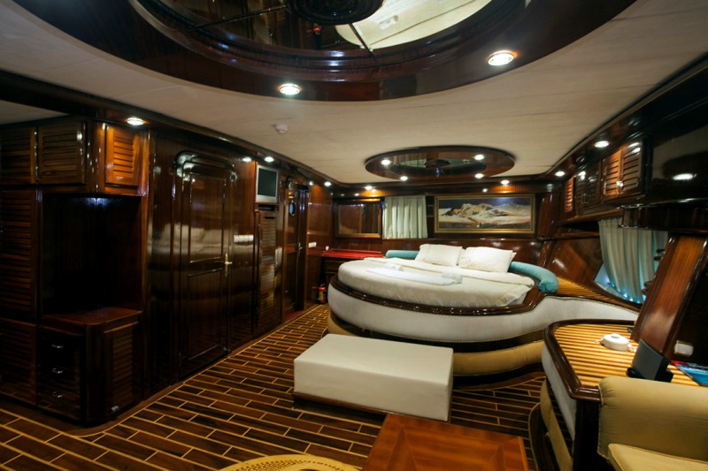 Esma Sultan  master cabin view 1.jpg