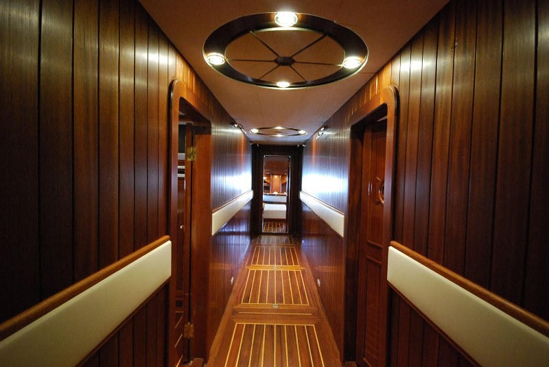 Esma Sultan coridor view 1.jpg
