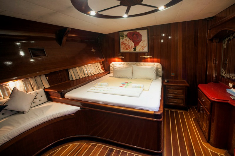 Esma Sultan double cabin 1 view.jpg