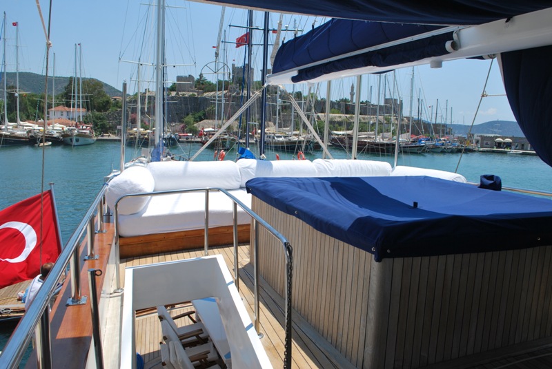Esma Sultan upper deck view 2 (2).JPG