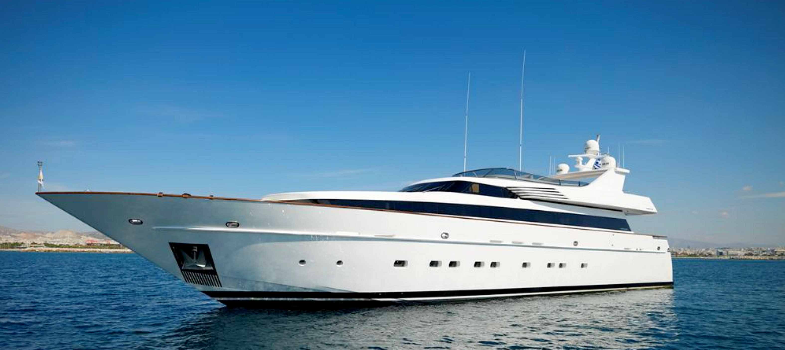 FELIGO yacht.jpg