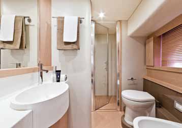 FERETTI 62 -  Ensuite.jpg