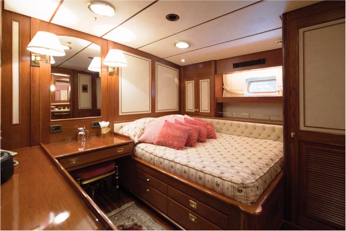 GALILEO G -  VIP Queen stateroom.jpg