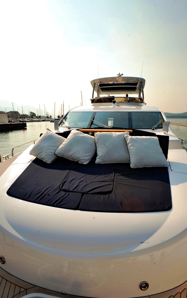 GATSBY -  Foredeck.jpg