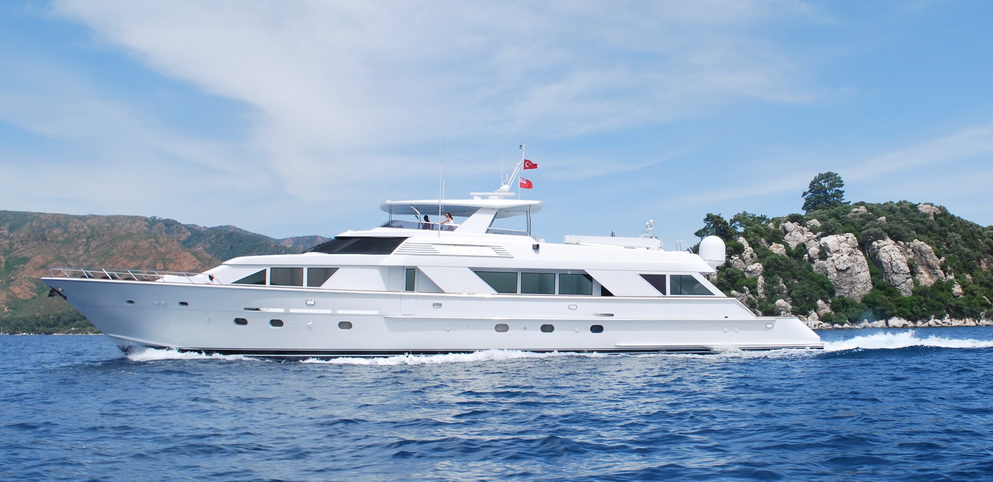 GILAINE O - Under way.jpg