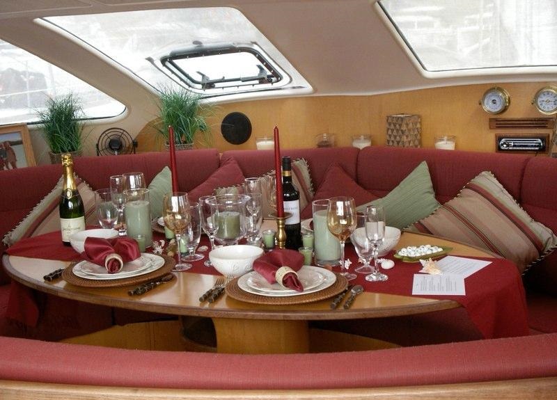 GREEN FLASH - Dining.jpg