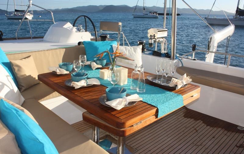 GREENBOAT I - Alfresco dining.jpg