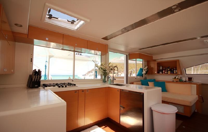 GREENBOAT I - Galley.jpg