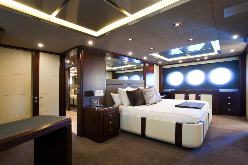 Ghost II -  Master Cabin.jpg