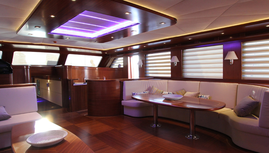 Gulet CARPE DIEM V -  Salon Dining.jpg